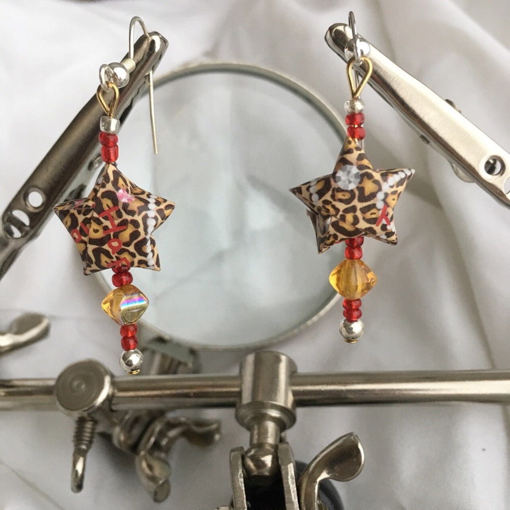 PAPER STAR EARRINGS